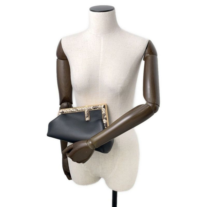 フェンディ ショルダーバッグ ファースト スモール パイソン 8BP129 FENDI 2way クラッチバッグ 黒