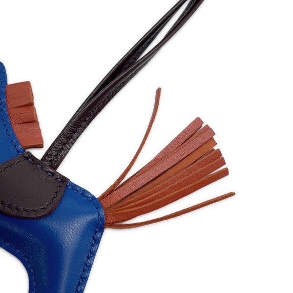 エルメス バッグチャーム ロデオ PM ブルーフランス/カーネリアン/ルージュセリエ ラムスキン U刻印