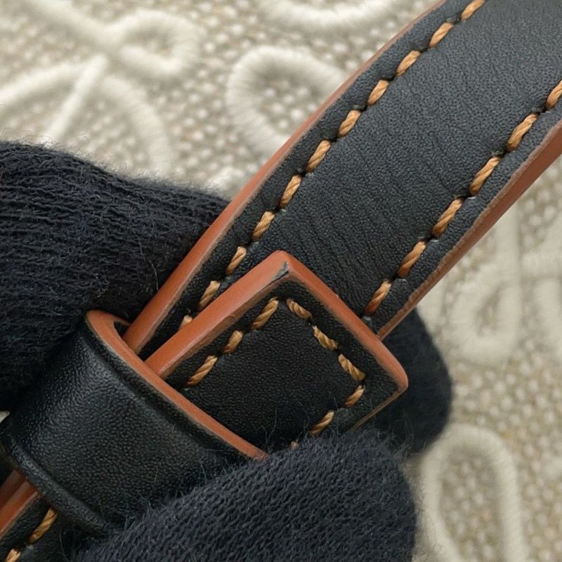 ロエベ ショルダーバッグ アナグラム ゲートバケットバッグ レザー LOEWE 2way 黒