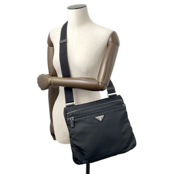 プラダ ショルダーバッグ トライアングルロゴ ナイロン 2VH251 PRADA 黒