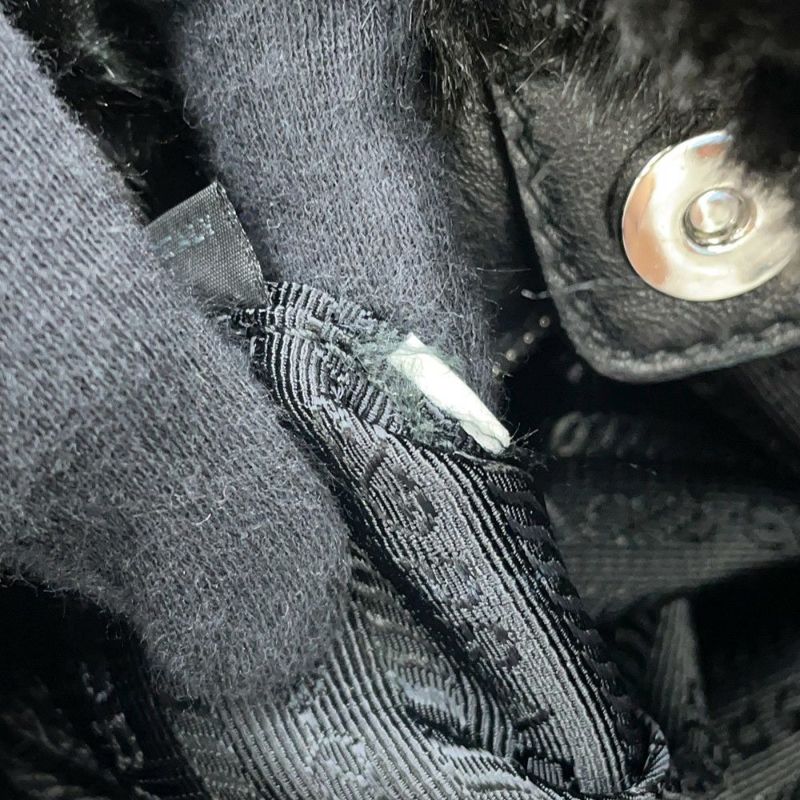 プラダ トートバッグ トライアングルロゴ フェイクファー BR4759 PRADA 黒
