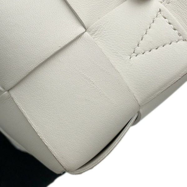 ボッテガヴェネタ ハンドバッグ マキシイントレチャート ブリックカセット ホーボーバッグ ラムスキン 729166 ワンショルダー 白