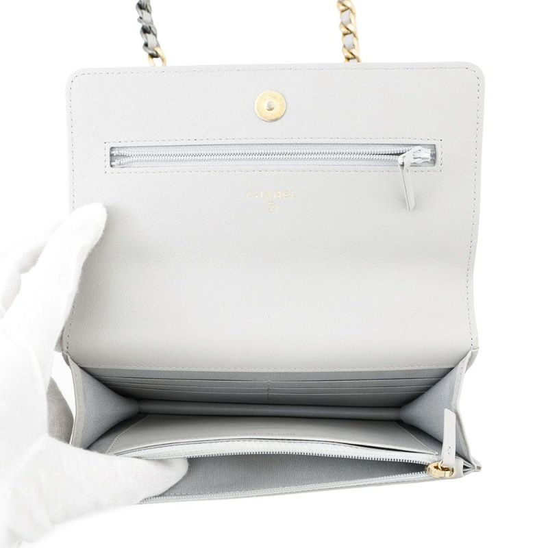シャネル チェーンウォレット ココマーク マトラッセ シャネル19 ラムスキン AP0957 CHANEL 財布
