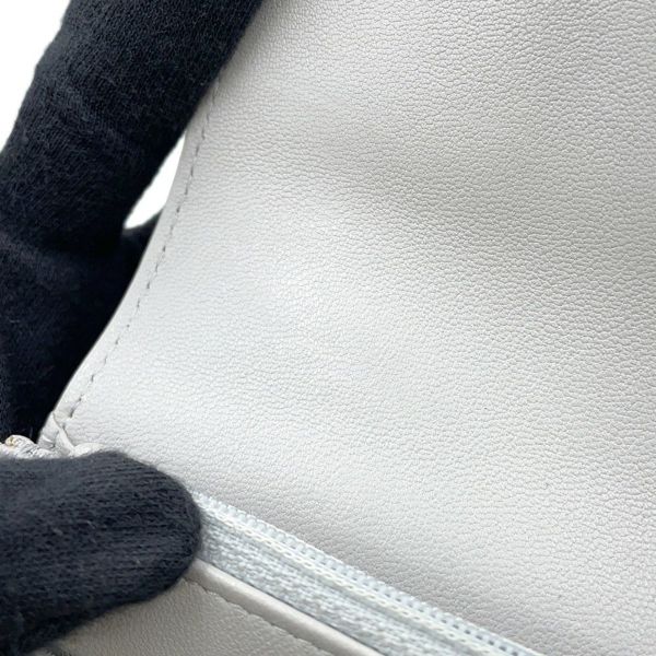 シャネル チェーンウォレット ココマーク マトラッセ シャネル19 ラムスキン AP0957 CHANEL 財布