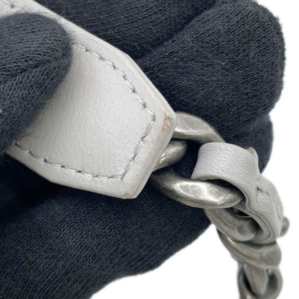 シャネル チェーンウォレット ココマーク マトラッセ シャネル19 ラムスキン AP0957 CHANEL 財布