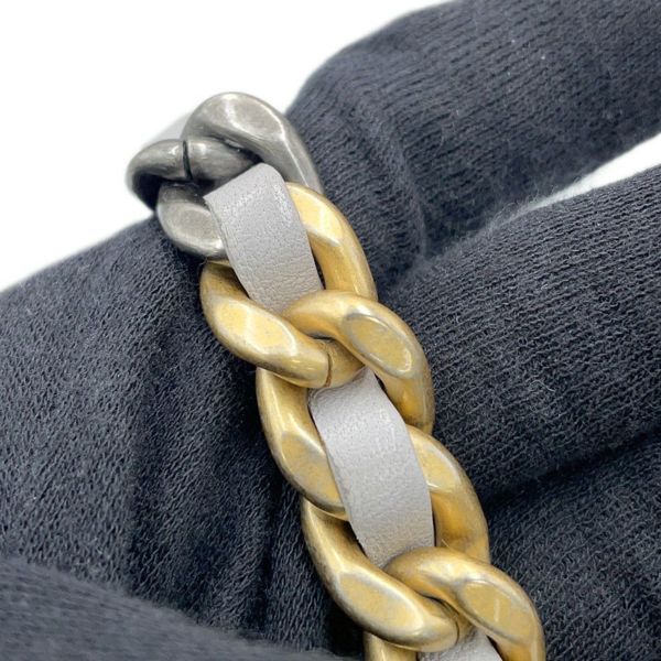 シャネル チェーンウォレット ココマーク マトラッセ シャネル19 ラムスキン AP0957 CHANEL 財布