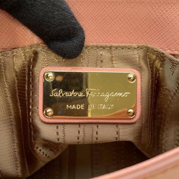 サルヴァトーレ・フェラガモ チェーンショルダーバッグ ガンチーニ レザー Ferragamo バッグ