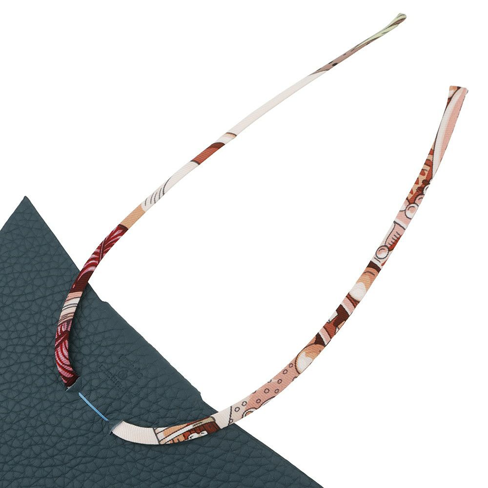 エルメス バッグチャーム プティアッシュ コケード ブルー/マルチカラー トリヨンクレマンス/シルク HERMES