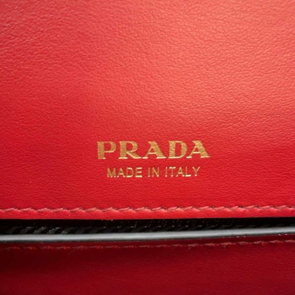 プラダ チェーンショルダーバッグ ロゴ レザー 1BL004 PRADA べルトバッグ 赤 黒