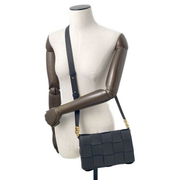ボッテガヴェネタ ショルダーバッグ カセット ミニ レザー 666870 BOTTEGA VENETA バッグ 黒