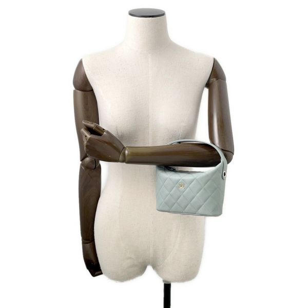 シャネル ハンドバッグ マトラッセ ココマーク チェーンホーボーバッグ キャビアスキン AP4386　CHANEL 2way