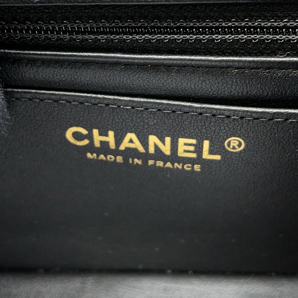 シャネル チェーンショルダーバッグ ミニ マトラッセ 20 ココマーク ラムスキン A69900 CHANEL 黒