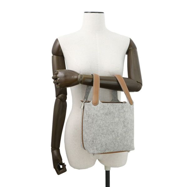 エルメス ハンドバッグ ピコタンロックPM グリスペール/ゴールド/シルバー金具 フェルト Z刻印