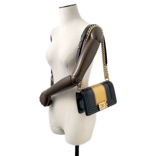 シャネル チェーンショルダーバッグ ボーイシャネル スモール レザー ココマーク ライン A67085 BOY CHANEL バッグ 黒