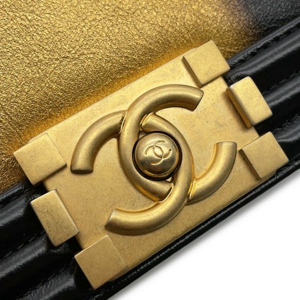 シャネル チェーンショルダーバッグ ボーイシャネル スモール レザー ココマーク ライン A67085 BOY CHANEL バッグ 黒