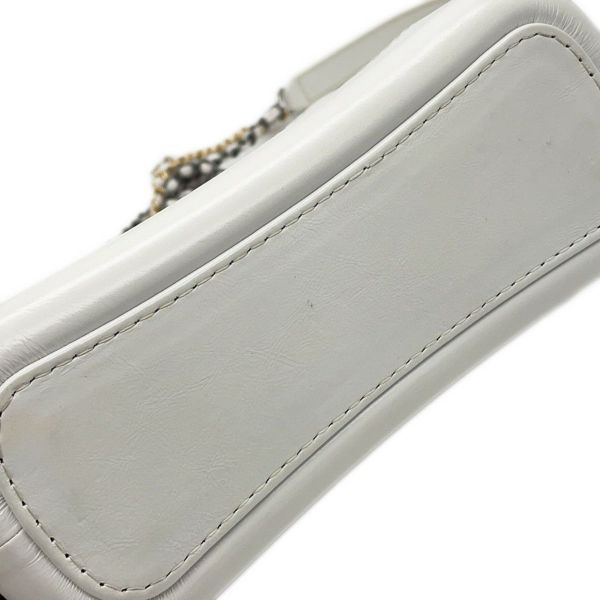 シャネル チェーンショルダーバッグ ガブリエル ドゥ シャネル ホーボー スモール A91810 CHANEL  白