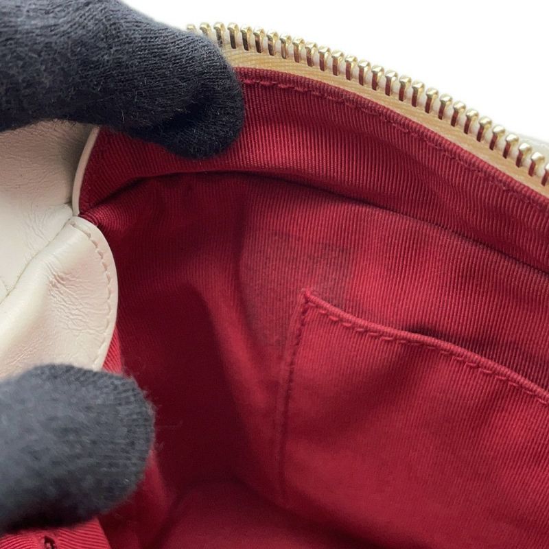 シャネル チェーンショルダーバッグ ガブリエル ドゥ シャネル ホーボー スモール A91810 CHANEL  白