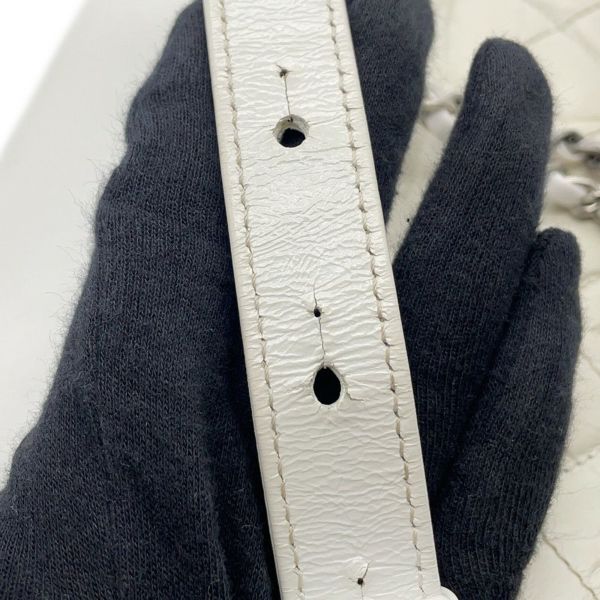 シャネル チェーンショルダーバッグ ガブリエル ドゥ シャネル ホーボー スモール A91810 CHANEL  白