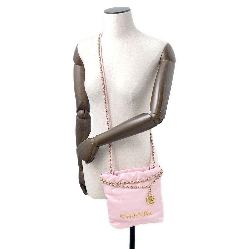 シャネル ハンドバッグ CHANEL 22 ミニ ココマーク シャイニーカーフレザー AS3980 CHANEL 2wayバッグ