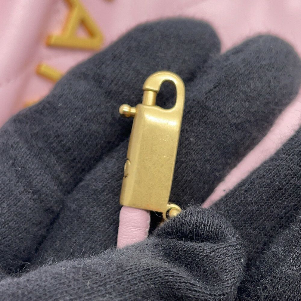 シャネル ハンドバッグ CHANEL 22 ミニ ココマーク シャイニーカーフレザー AS3980 CHANEL 2wayバッグ