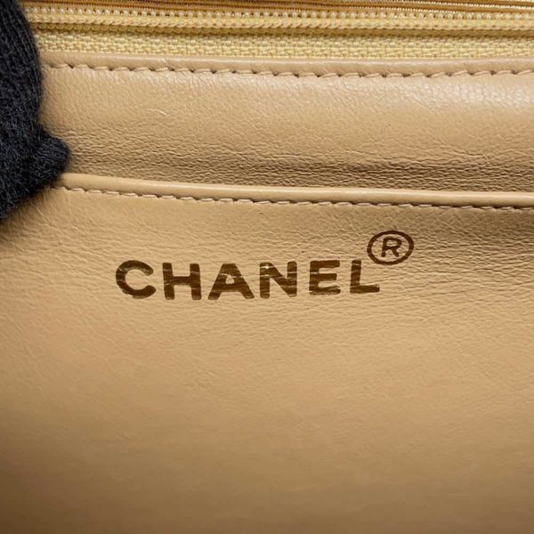 シャネル チェーンショルダーバッグ マトラッセ30 ココマーク キャビアスキン A04412 CHANEL バッグ デカマト