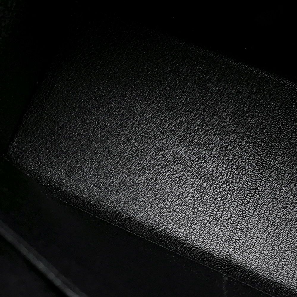 エルメス ハンドバッグ ケリー28 外縫い ブラック/シルバー金具 エプソン U刻印 2wayショルダー 黒