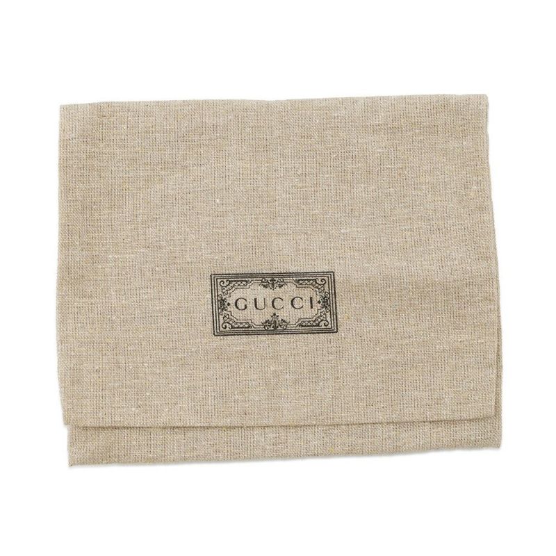 グッチ 三つ折り財布 エンボスロゴ コンパクトウォレット レザー 731694 GUCCI 財布