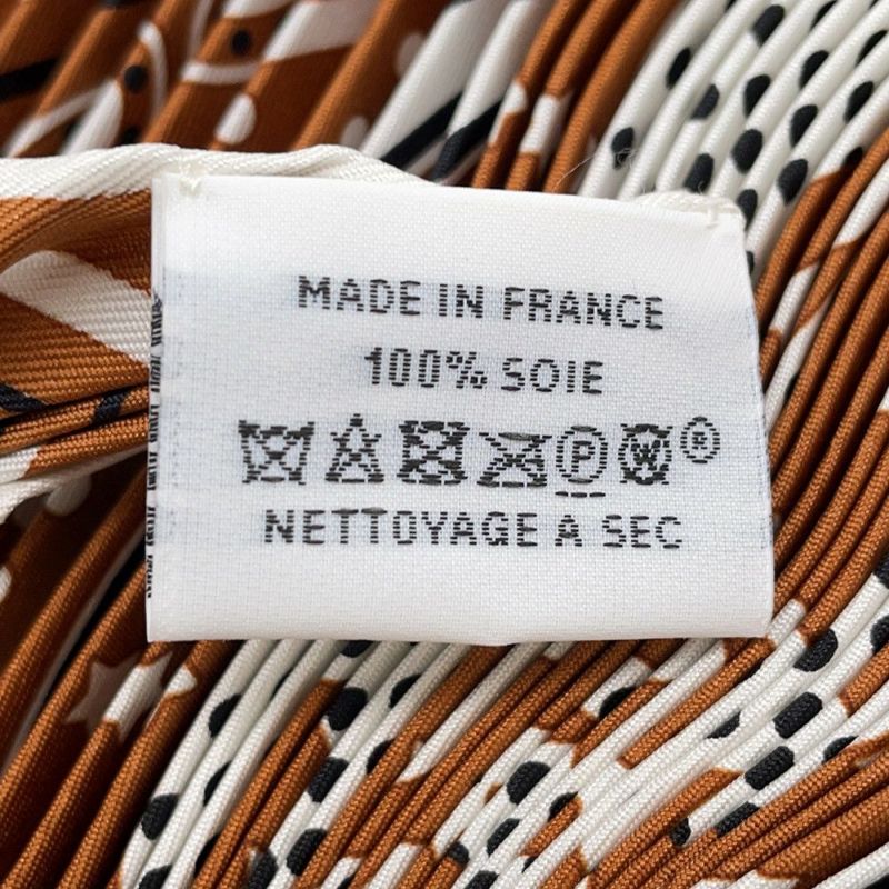 エルメス スカーフ カレ55 ブリッド・ドゥ・ガラ RIDES de GALA 馬勒と運命 HERMES シルクバンダナ