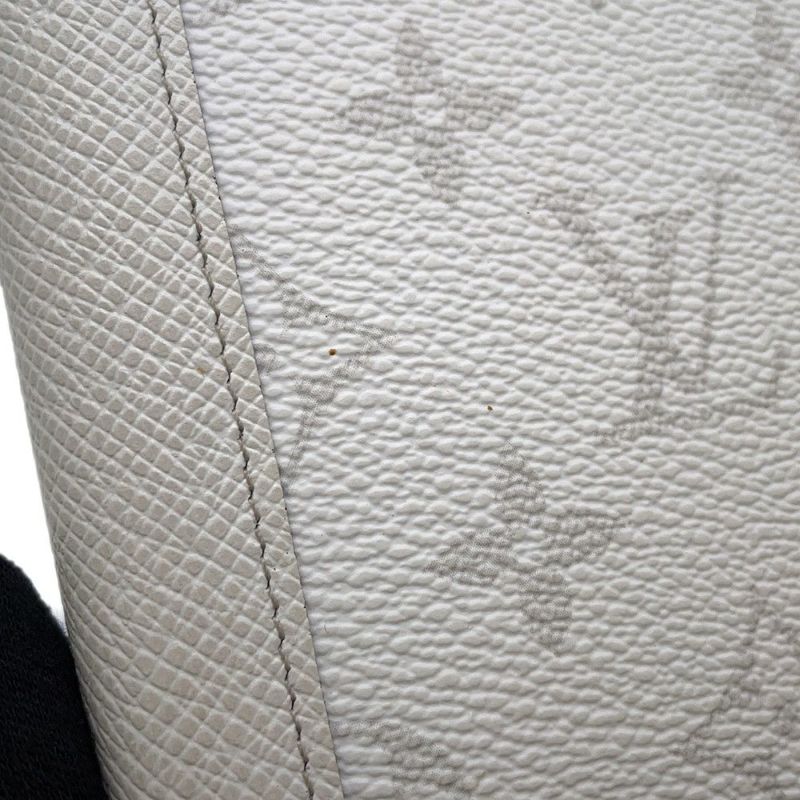 ルイヴィトン 長財布 モノグラム・キャンバス タイガ ポルトフォイユ・ブラザ NM M30889 LOUIS VUITTON メンズ 白 イニシャル入り