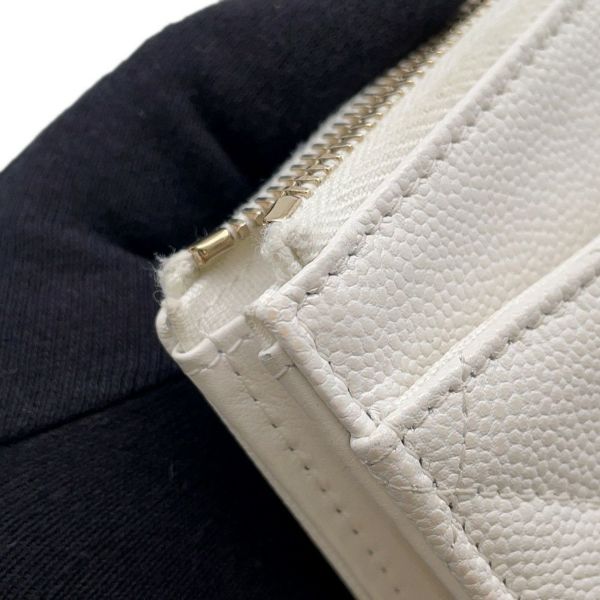 シャネル コインケース マトラッセ ココマーク キャビアスキン AP3179 フラグメント カードケース 白