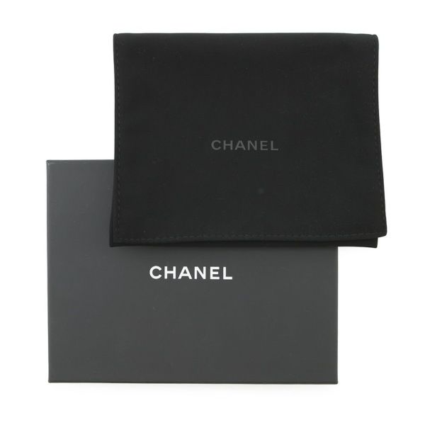 シャネル コインケース マトラッセ ココマーク キャビアスキン AP3179 フラグメント カードケース 白