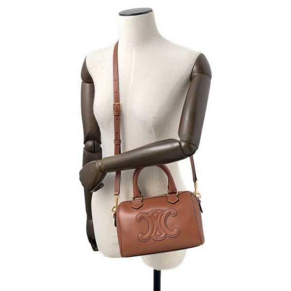 セリーヌ ハンドバッグ トリオンフ スモール ボストン スムースカーフレザー 113773DU3.04LU 2wayショルダー