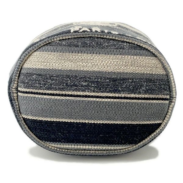 シャネル ショルダーバッグ ドーヴィル 巾着 A57536 CHANEL 黒