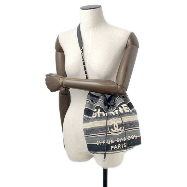 シャネル ショルダーバッグ ドーヴィル 巾着 A57536 CHANEL 黒