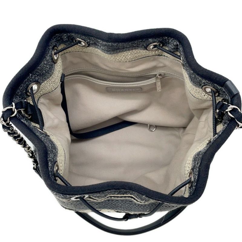 シャネル ショルダーバッグ ドーヴィル 巾着 A57536 CHANEL 黒