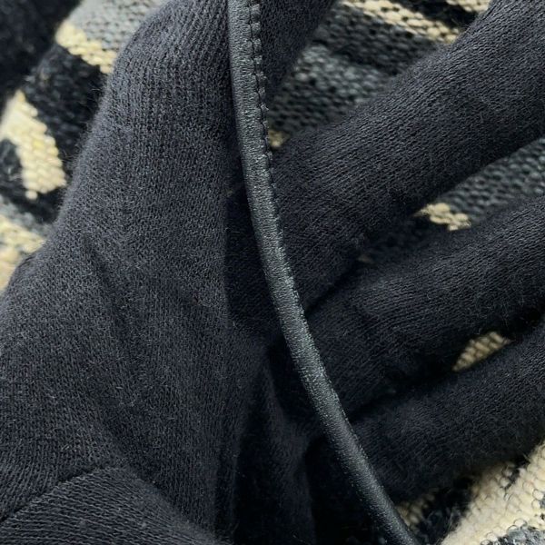 シャネル ショルダーバッグ ドーヴィル 巾着 A57536 CHANEL 黒