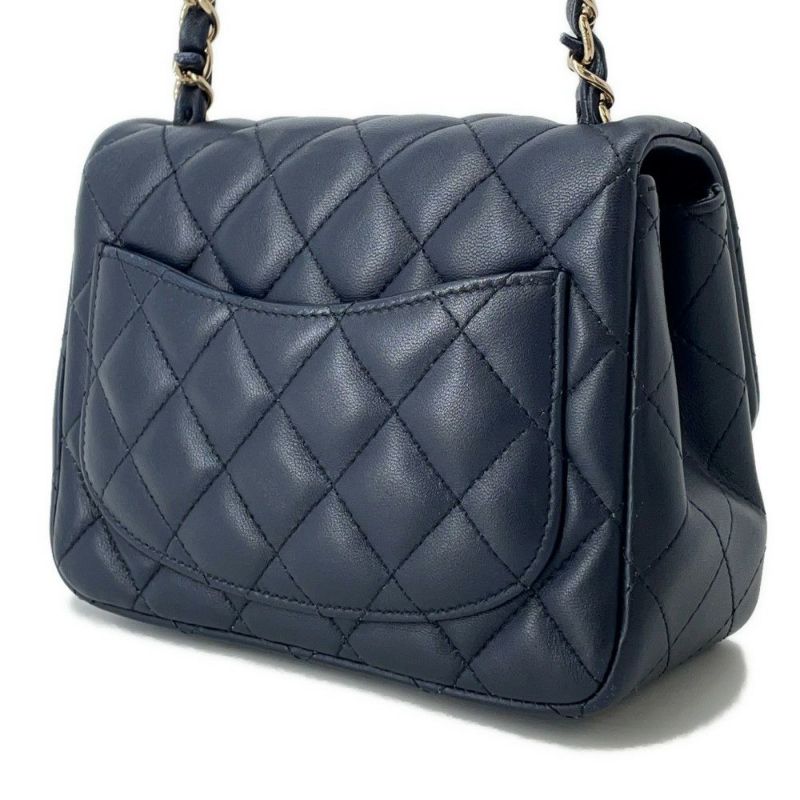 シャネル チェーンショルダーバッグ マトラッセ ココマーク ラムスキン A35200 CHANEL バッグ