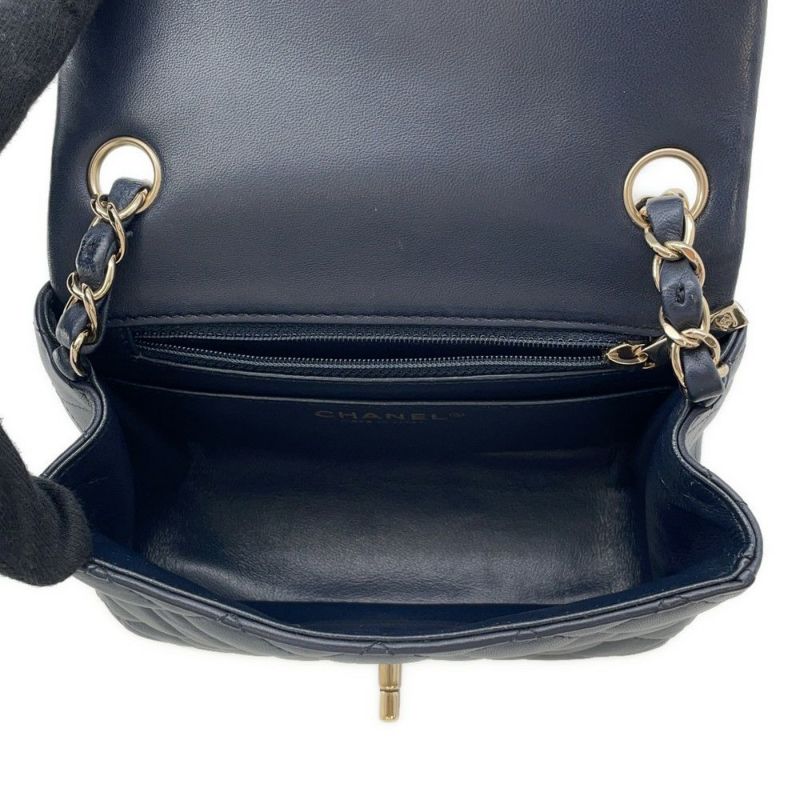 シャネル チェーンショルダーバッグ マトラッセ ココマーク ラムスキン A35200 CHANEL バッグ