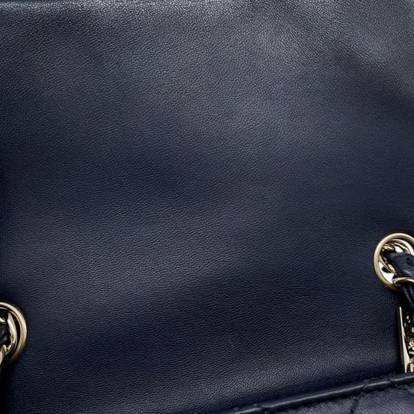 シャネル チェーンショルダーバッグ マトラッセ ココマーク ラムスキン A35200 CHANEL バッグ