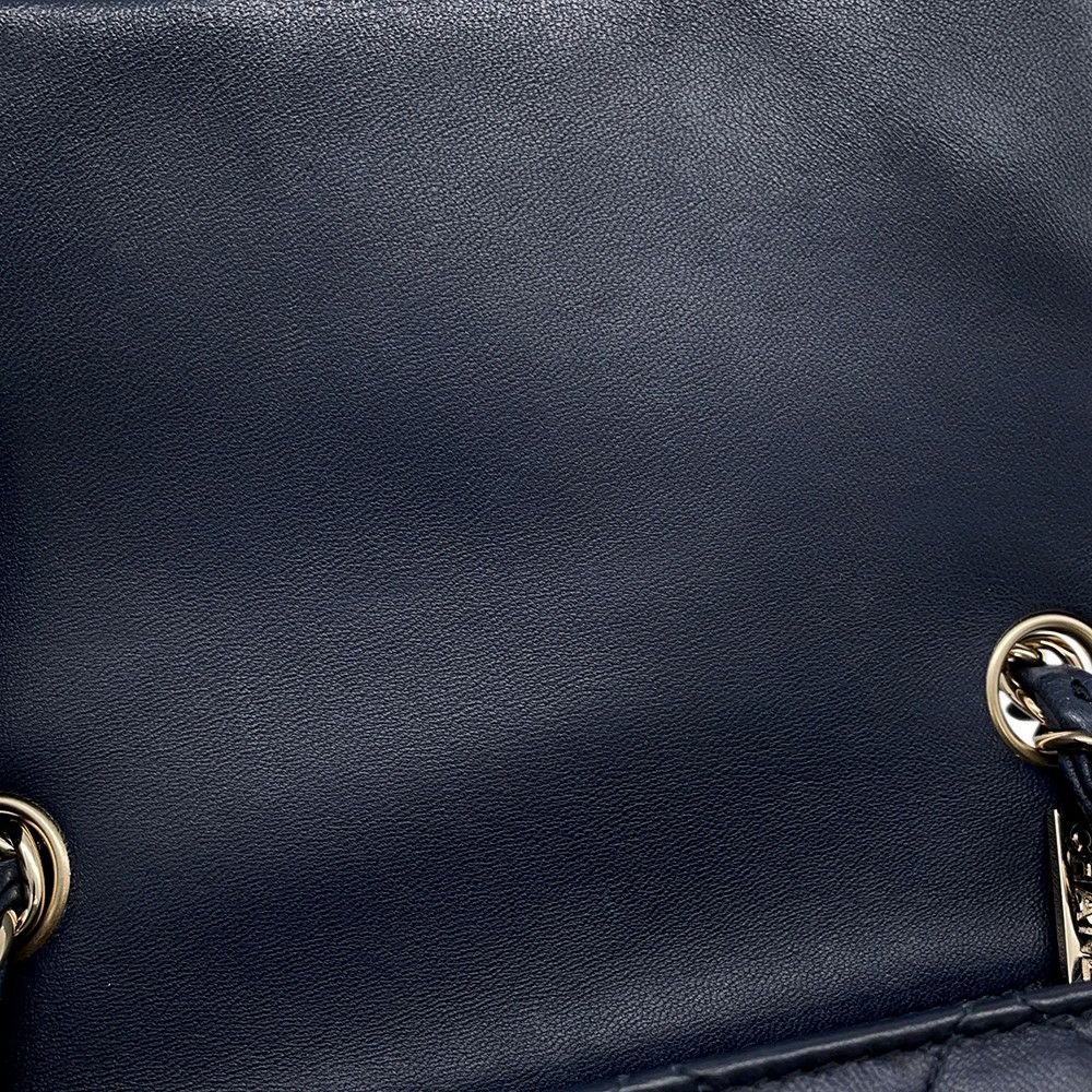 シャネル チェーンショルダーバッグ マトラッセ ココマーク ラムスキン A35200 CHANEL バッグ