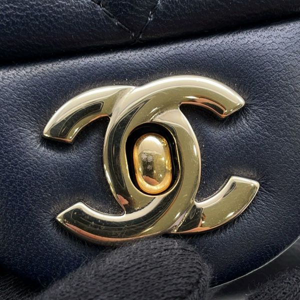 シャネル チェーンショルダーバッグ マトラッセ ココマーク ラムスキン A35200 CHANEL バッグ