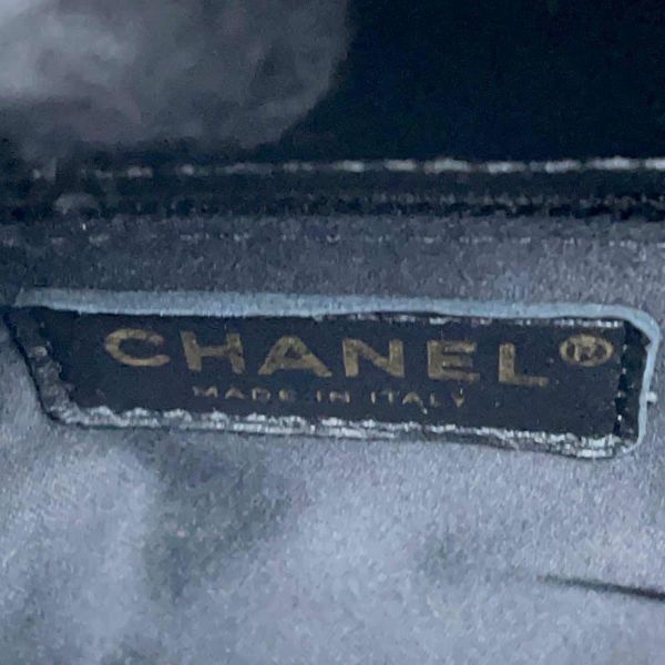 シャネル チェーンショルダーバッグ 22 マトラッセ ココマーク ラムスキン AS3793 CHANEL バッグ 黒