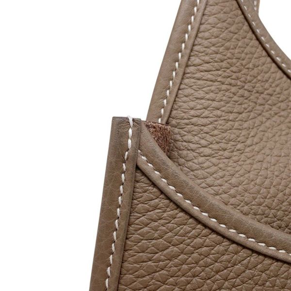 エルメス ショルダーバッグ エブリン3 PM エトゥープ/シルバー金具 トリヨンクレマンス K刻印 HERMES Evelyne