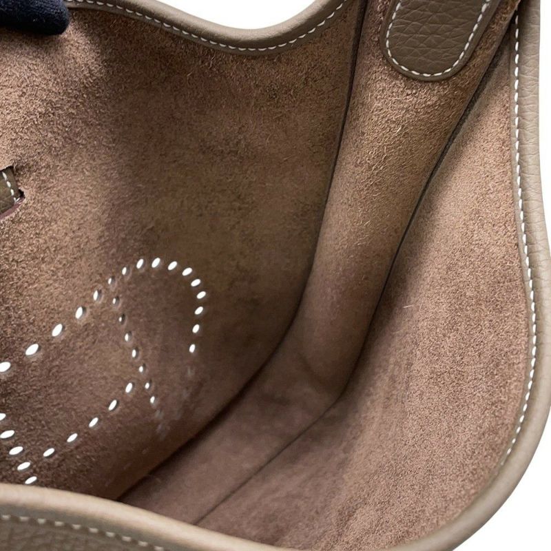 エルメス ショルダーバッグ エブリン3 PM エトゥープ/シルバー金具 トリヨンクレマンス K刻印 HERMES Evelyne