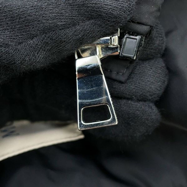 モンクレール ジャケット キッズ Weteパーカー K19541A0007253A5E キッズサイズ14 MONCLER 黒