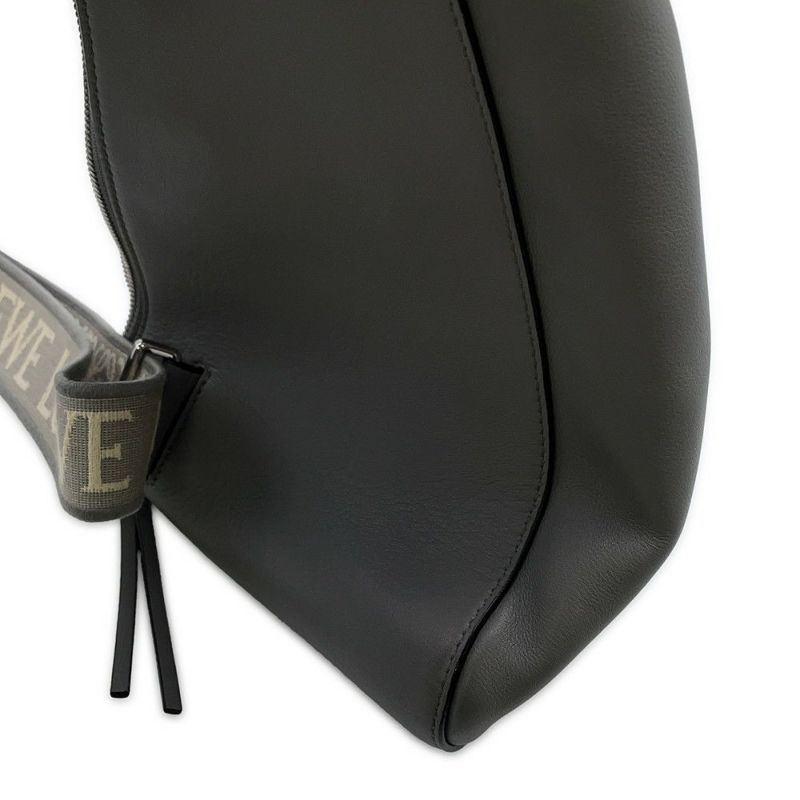 ロエベ ボディバッグ アントン スリング レザー LOEWE バッグ