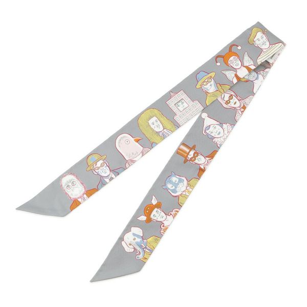 エルメス スカーフ ツイリー エルメスのドレスコード DRESS CODE HERMES シルクツイル 2021秋