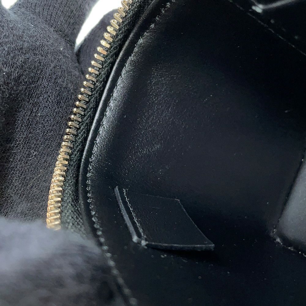 シャネル チェーンショルダーバッグ マトラッセ バニティ ココマーク キャビアスキン AP4385 CHANEL ヴァニティ 黒