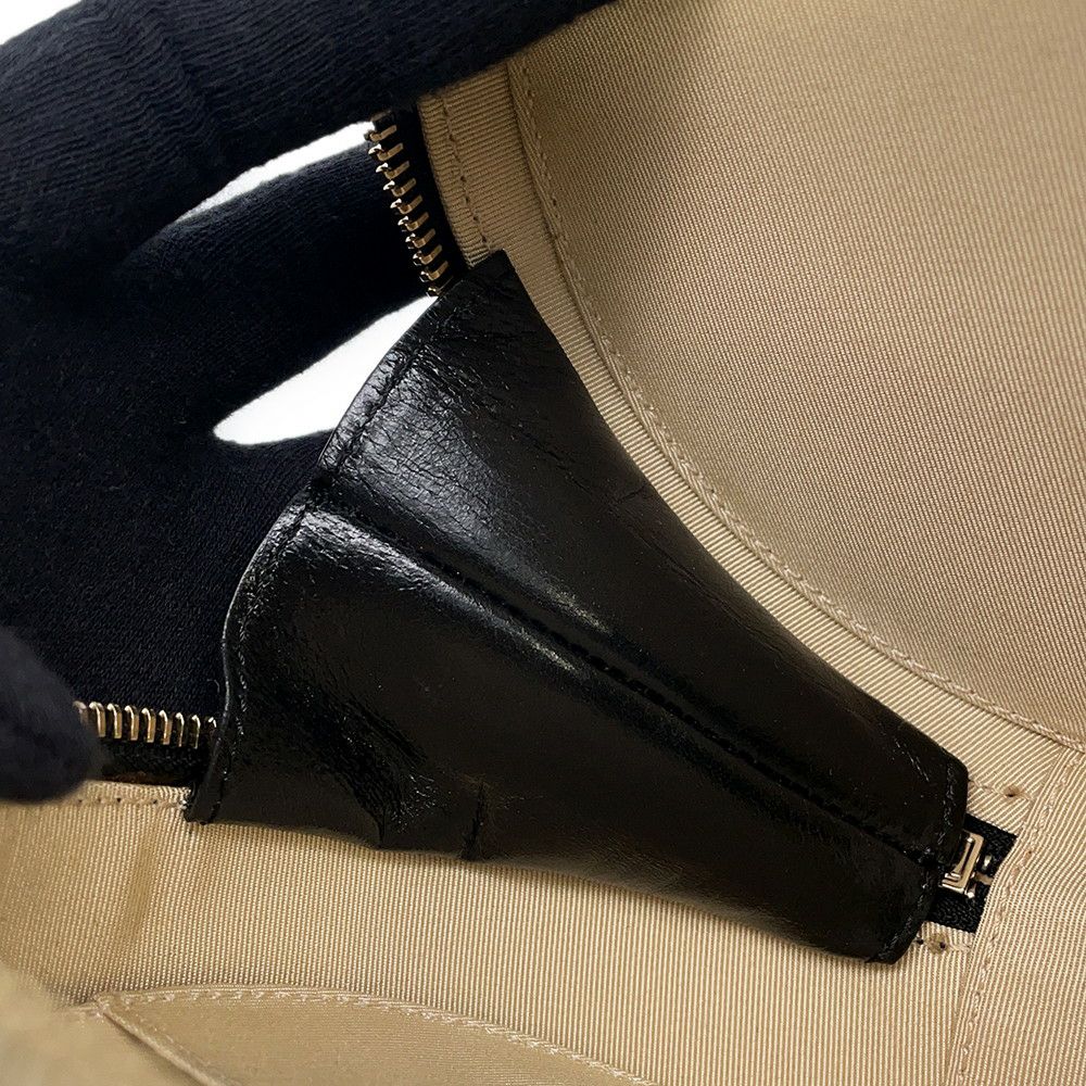 シャネル チェーンショルダーバッグ ラウンド レザー A91946 CHANEL バッグ 黒