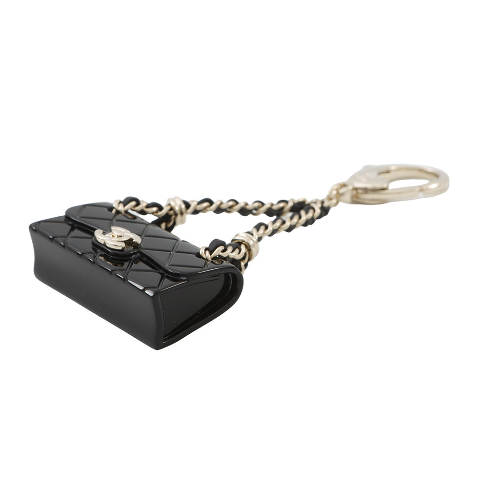 シャネル バッグチャーム マトラッセバッグ モチーフ B23C ABA121 CHANEL チャーム 黒